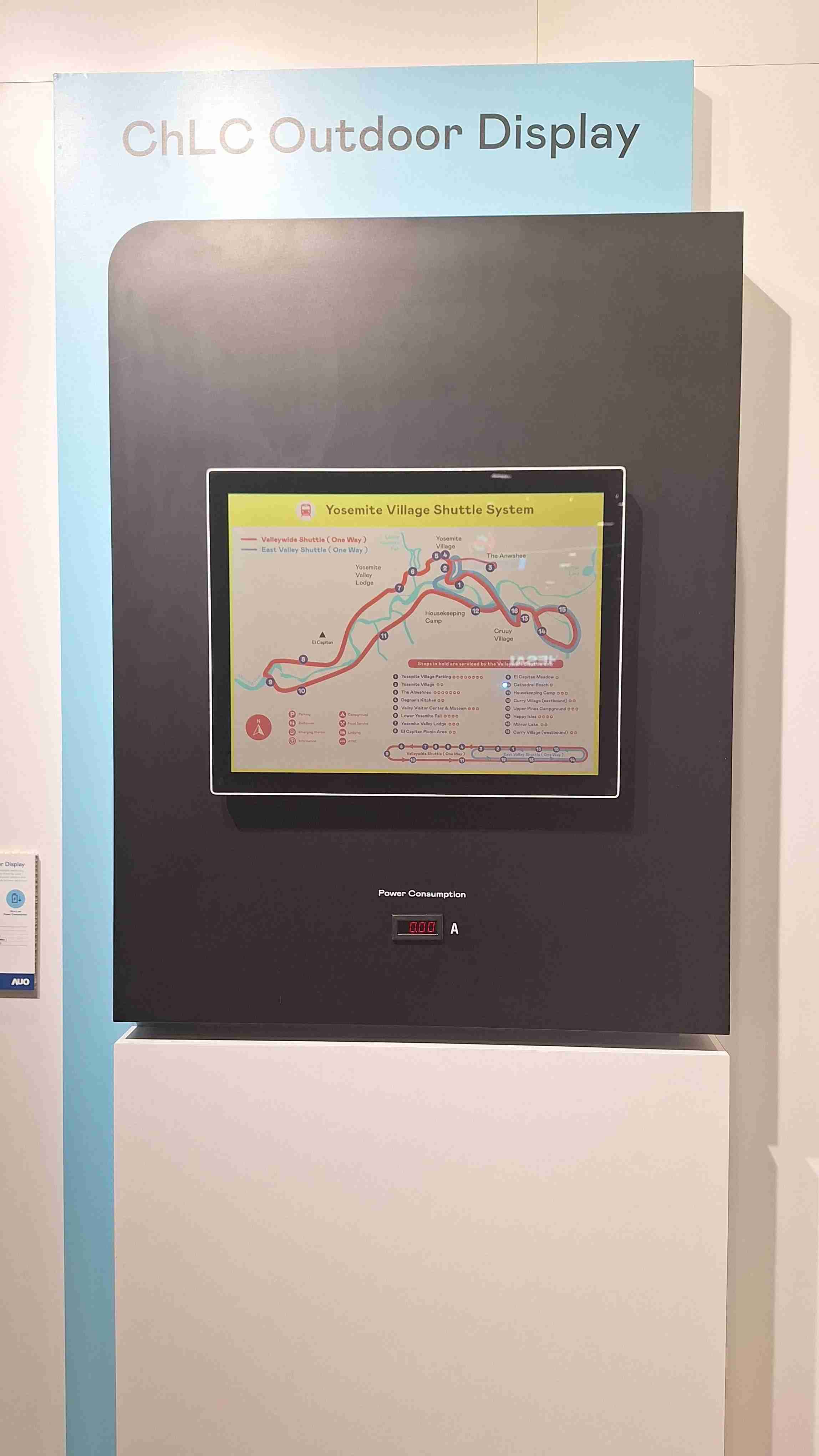 NG大舞台的「胆固醇液晶超低耗能户外全彩显示器」不只环保省电，，且符合户外严苛使用环境，，拥有在摄氏-30度至85度下的宽温使用优势，，，，并且强光愈强愈能呈现绝佳的色彩饱和度及显示效果，，，易于安装的特性将成为户外电子看板的新首选。。。。